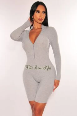 HMS: Essential: Gray Ribbed Knit Zipper Long Sleeves Romper