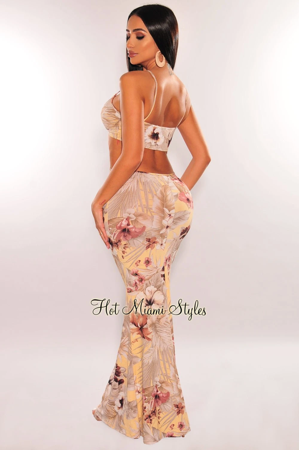 Yellow Tropical Print Spaghetti Straps Cut Out Maxi Dress 2 Yellow Tropical Print Spaghetti Straps Cut Out Maxi Dress - Image 2